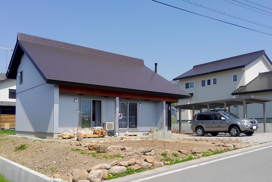 移住先は木島平村。地球に優しい家