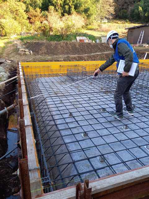 中野市の現場　新築　基礎工事3