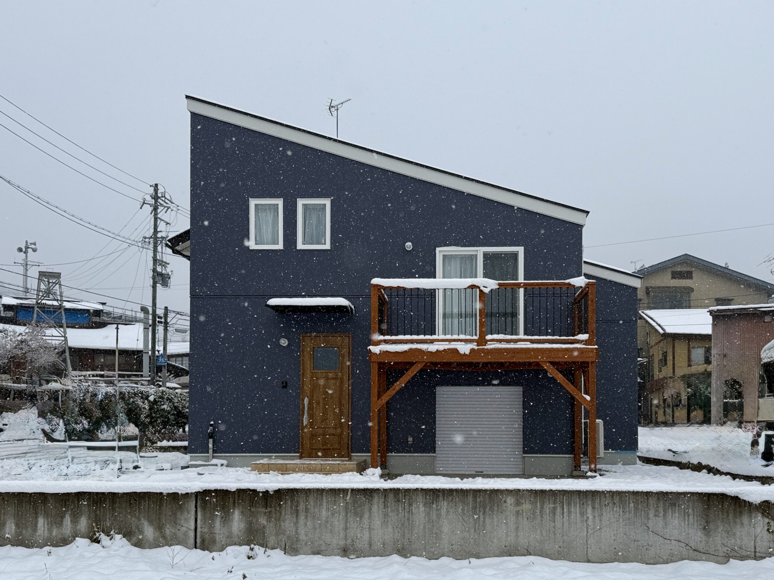 施工事例　視界が広がる開放的なリビングの家